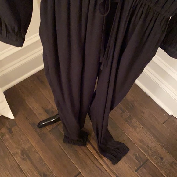 GAP Lace Trimmed Jumpsuit - Picture 9 of 12